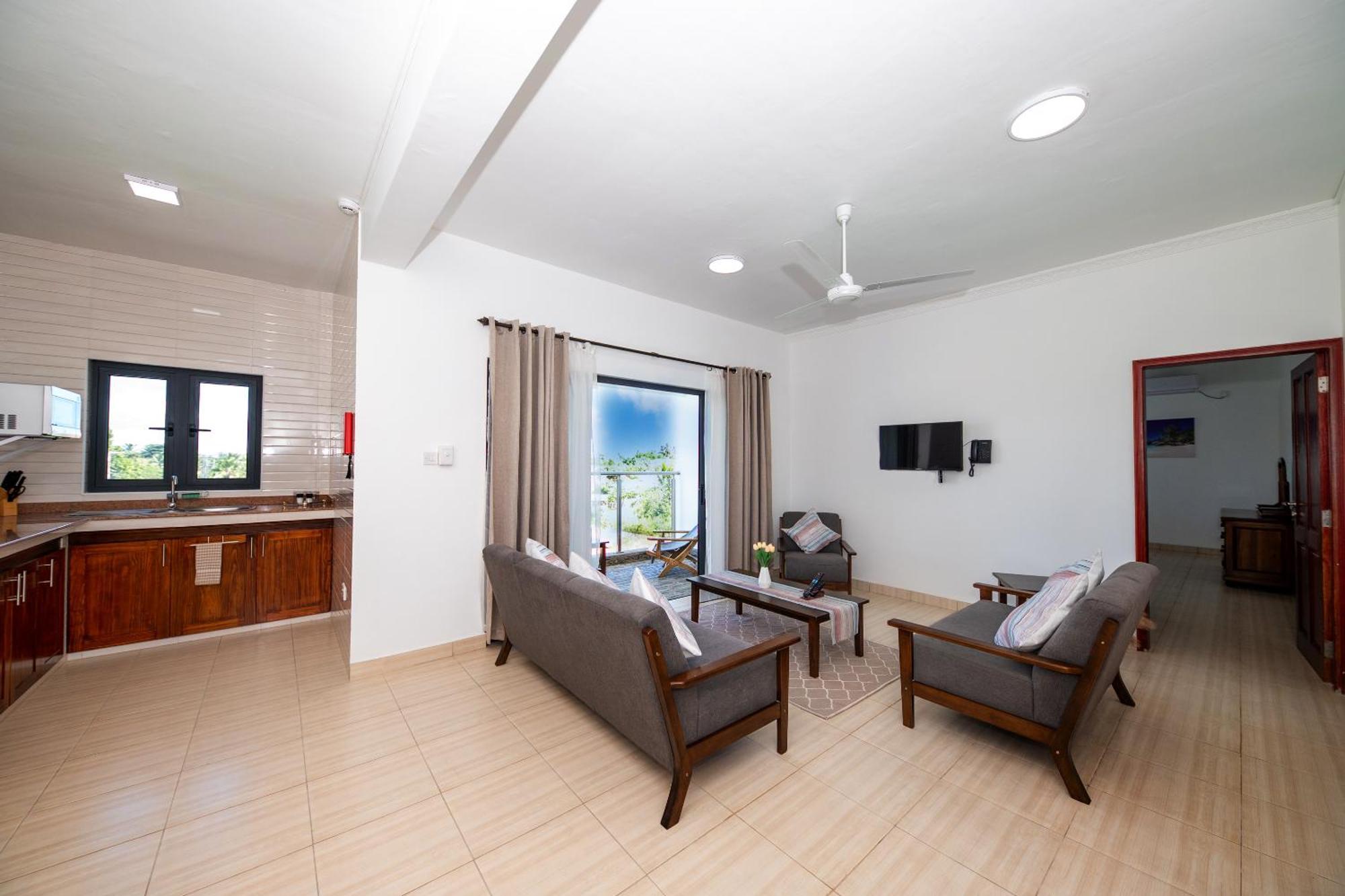 Bijoutier Apartments Grand Anse  Exterior photo