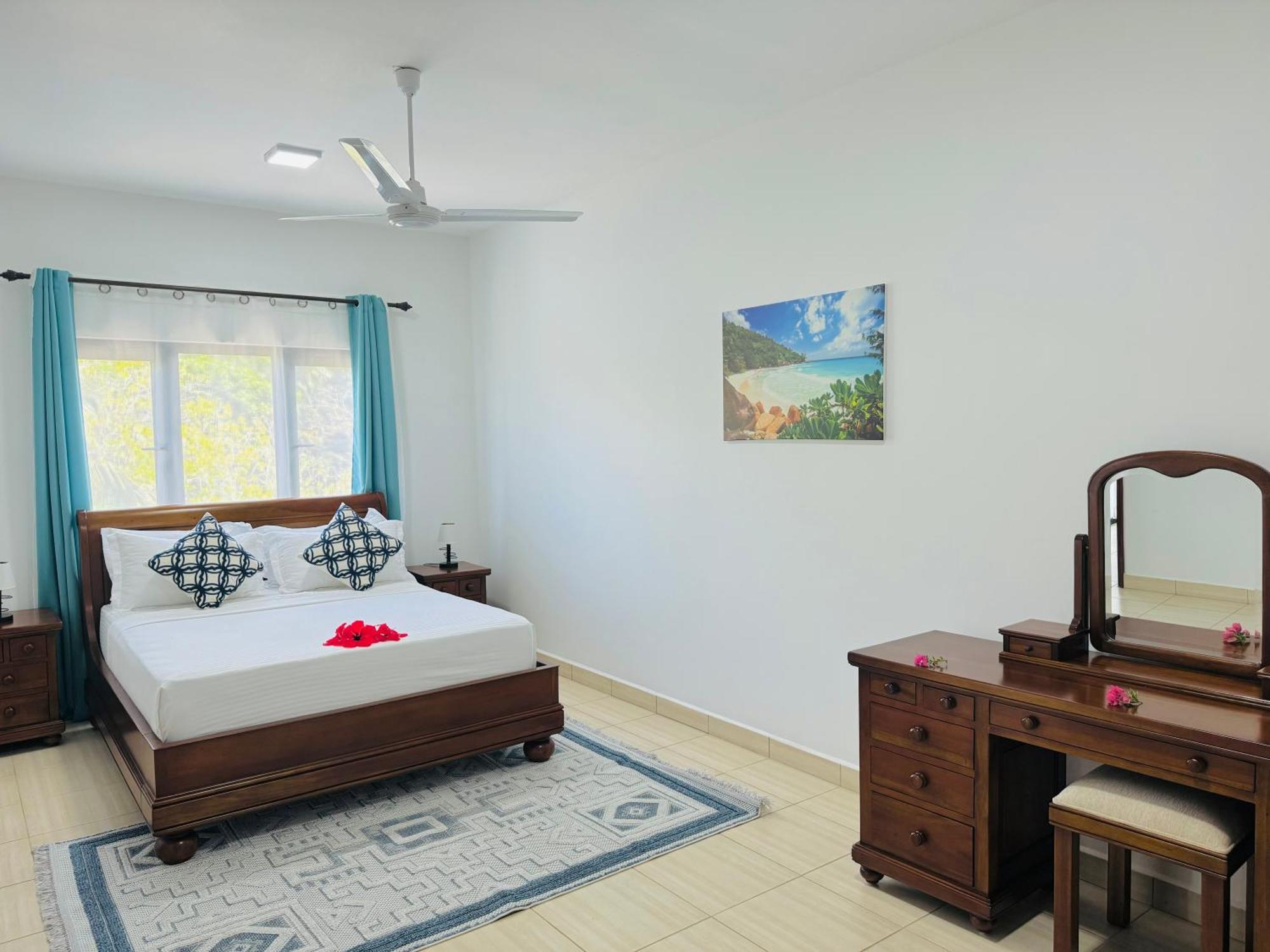 Bijoutier Apartments Grand Anse  Exterior photo