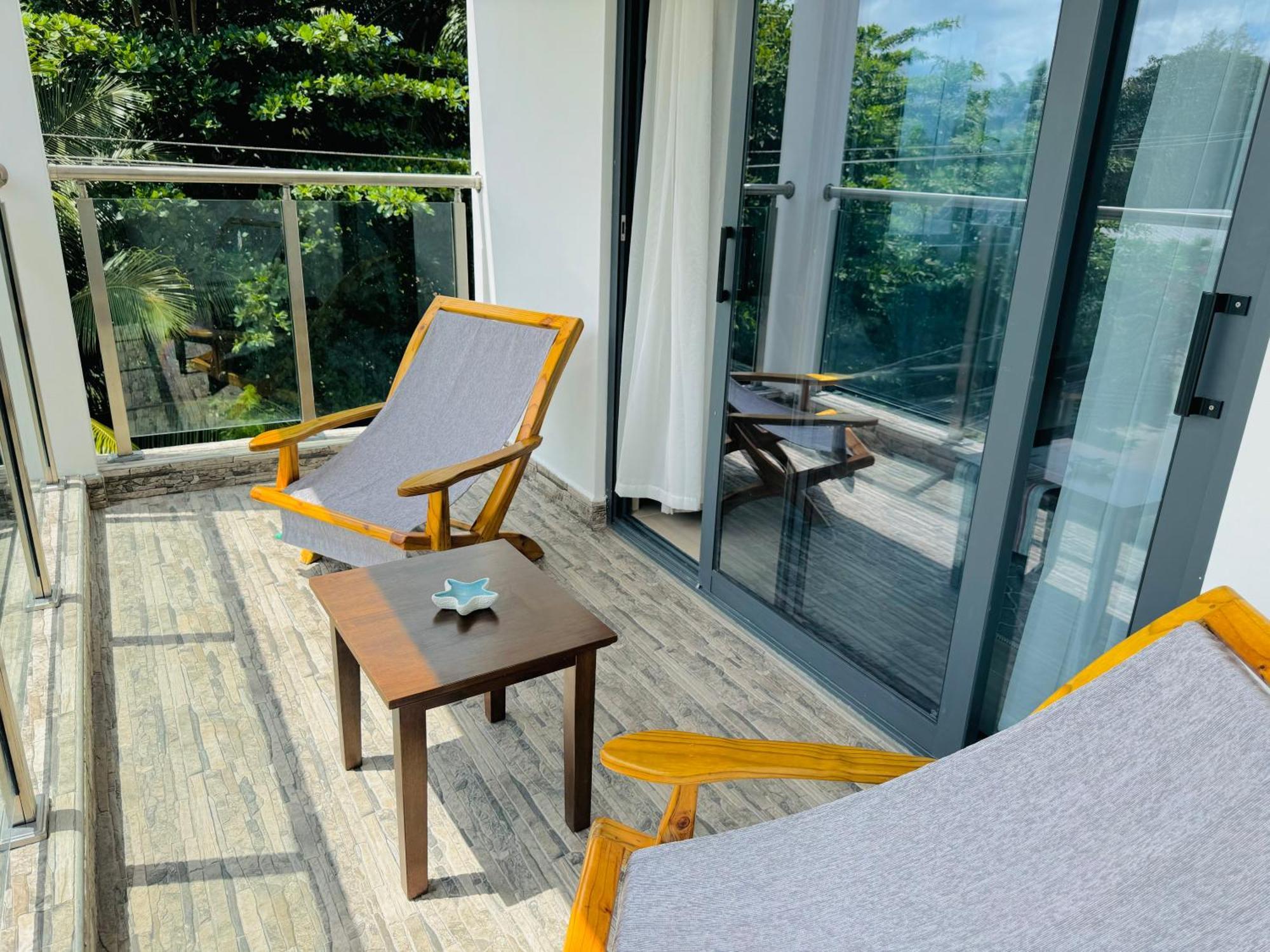 Bijoutier Apartments Grand Anse  Exterior photo