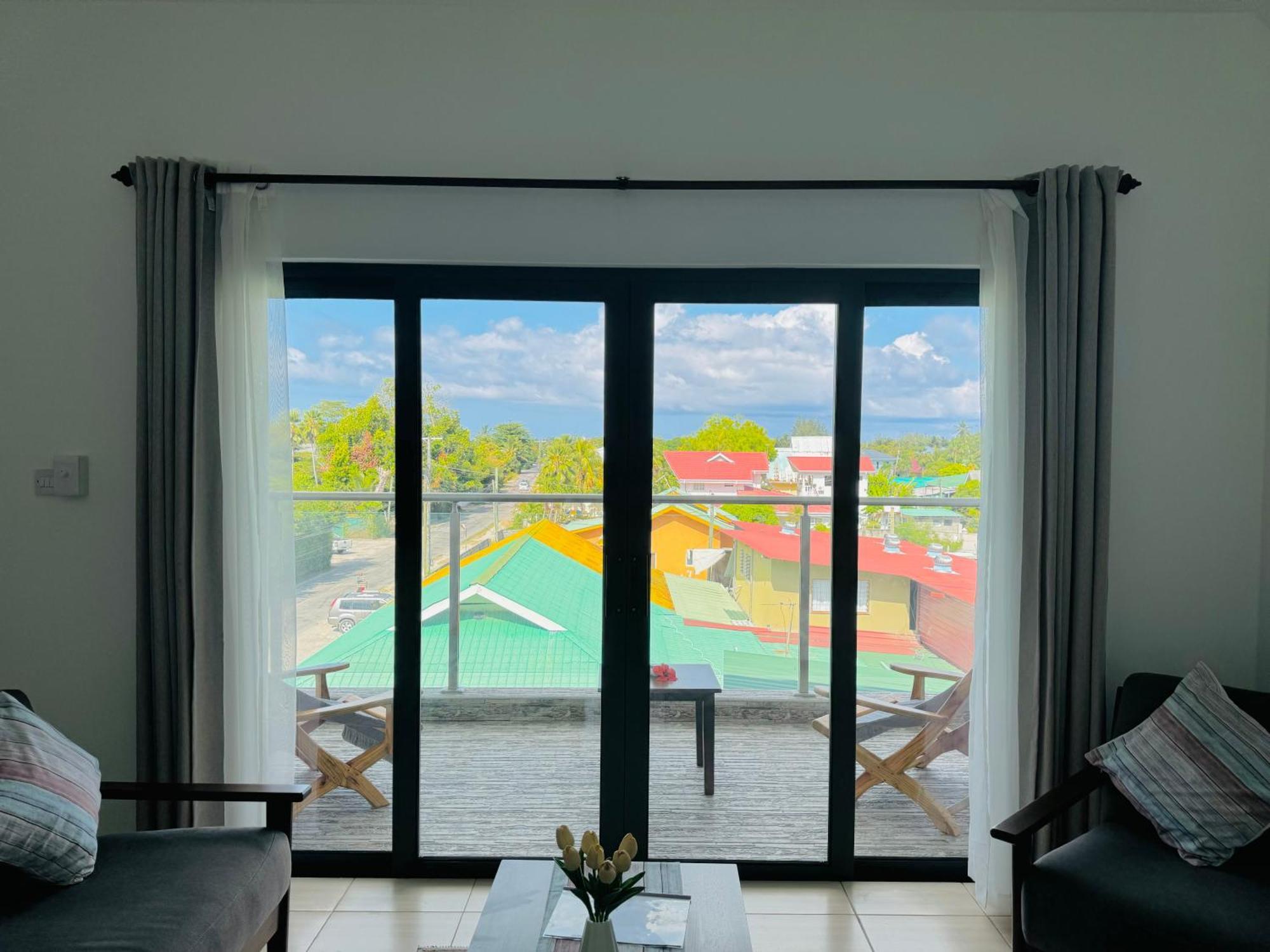 Bijoutier Apartments Grand Anse  Exterior photo