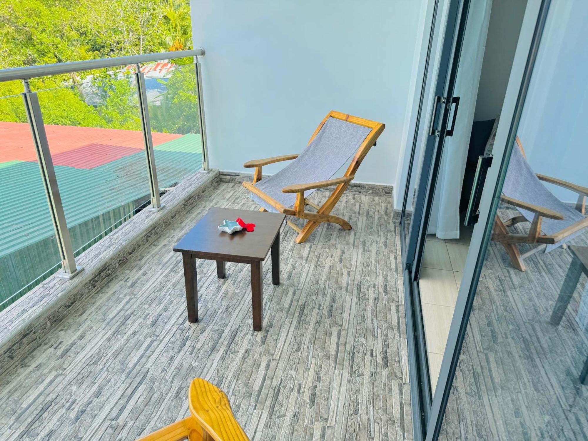 Bijoutier Apartments Grand Anse  Exterior photo
