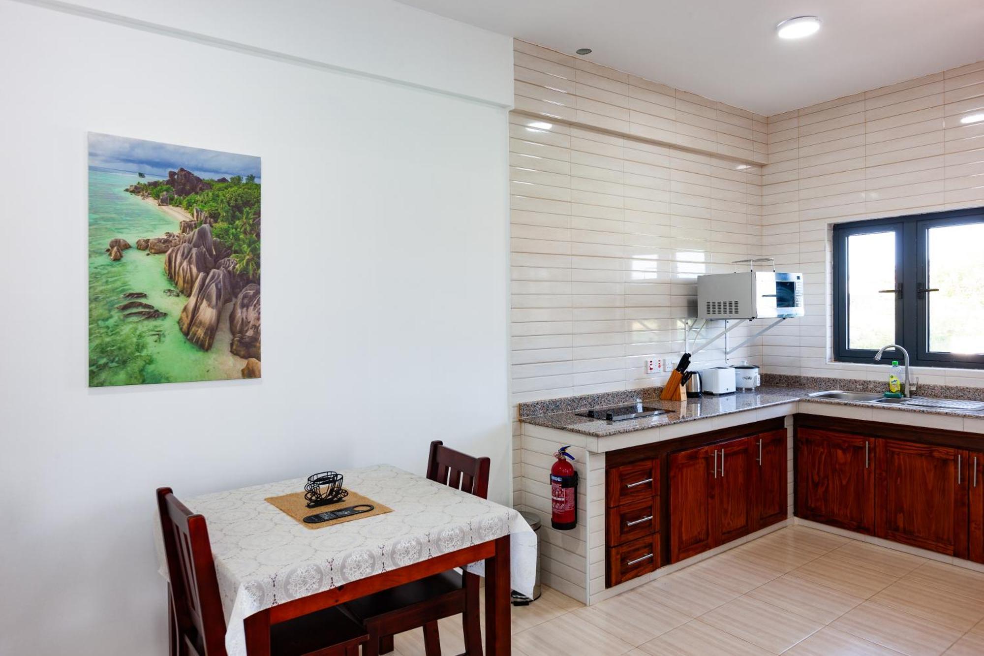 Bijoutier Apartments Grand Anse  Exterior photo