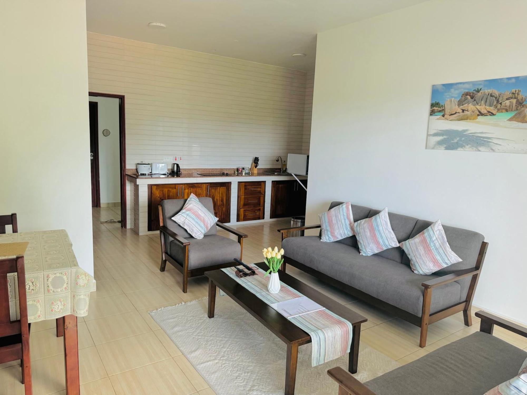 Bijoutier Apartments Grand Anse  Exterior photo